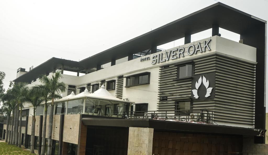 Hotel Silver Oak Bilāspur Exterior foto